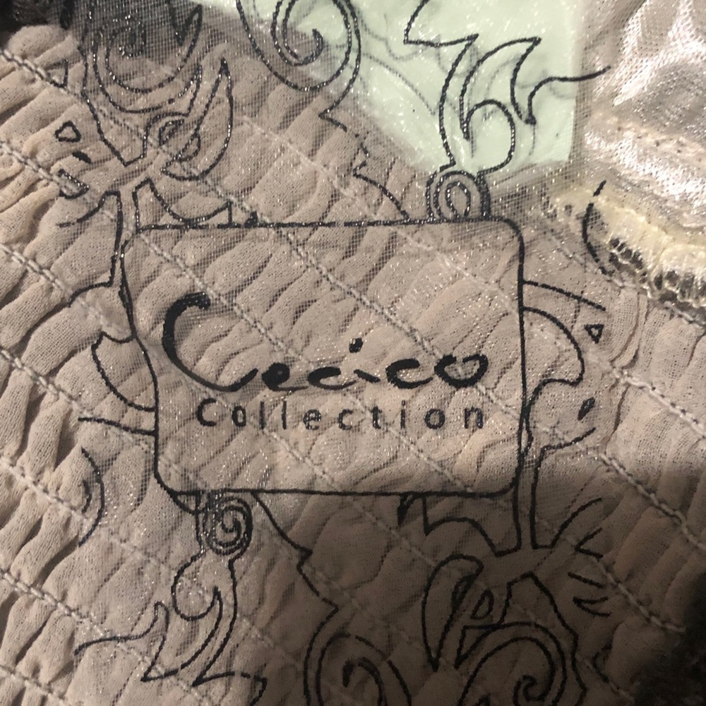 Cecico Collection Lace Strapless Mini Dress with Ruffle Hem S - Picture 7 of 8